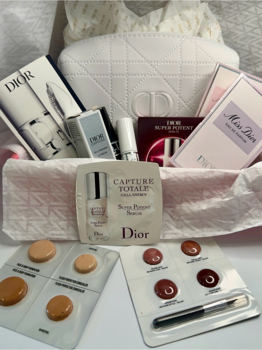 Dior Luxury Beauty & Skincare Discovery Gift Set